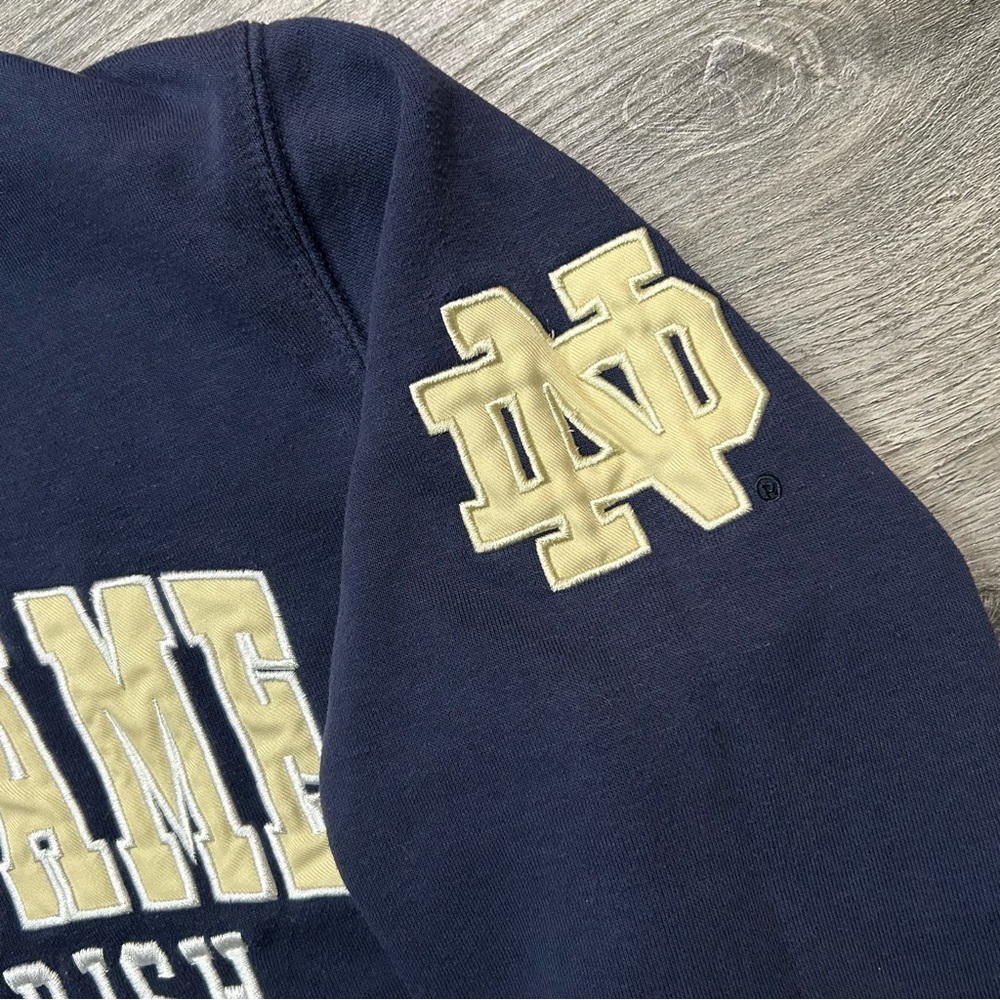 Notre Dame Fighting Irish Colosseum Hoodie Mens Small Navy Blue Pullover NCAA - Picture 2 of 6